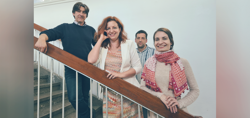 Kotve hiszem nov 8-01